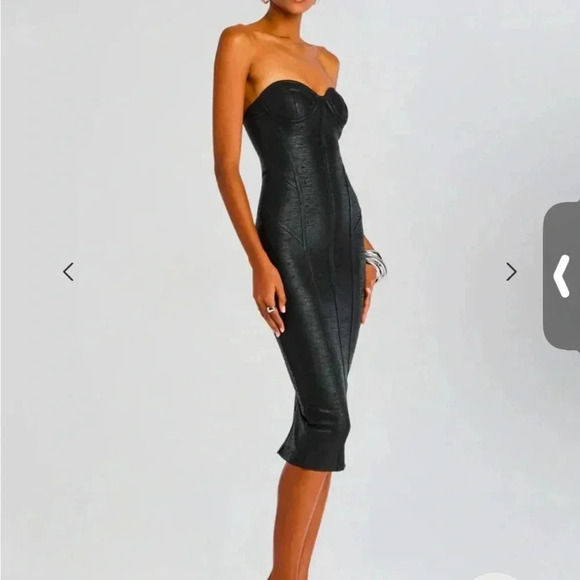 Retrofete CHARLIZE COATED KNIT DRESS
8134 - Picture 3 of 8